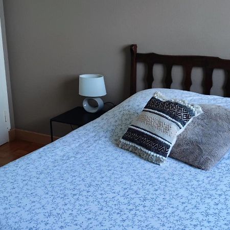 Le Relais De La Poste 1 Apartment Коломбе-лез-дьо-Еглиз Екстериор снимка